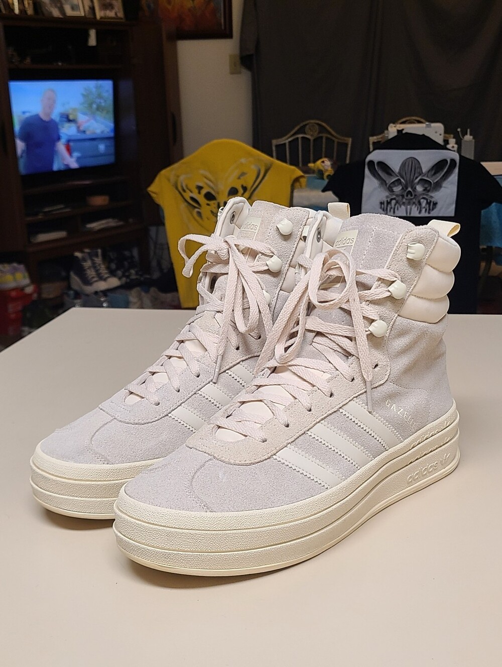 Adidas Gazelle Wonder White stacked casual boots size 9